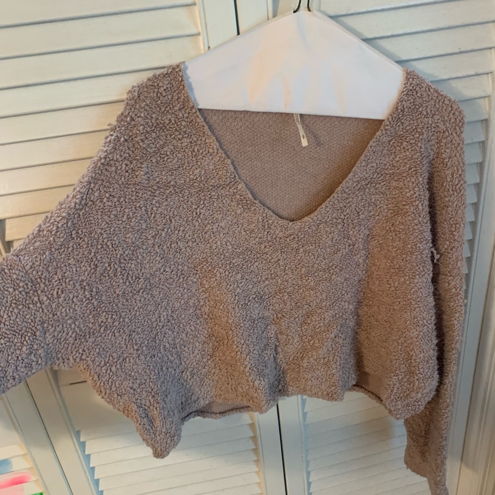 Free People sweater. Light brown/grey. Size small.
